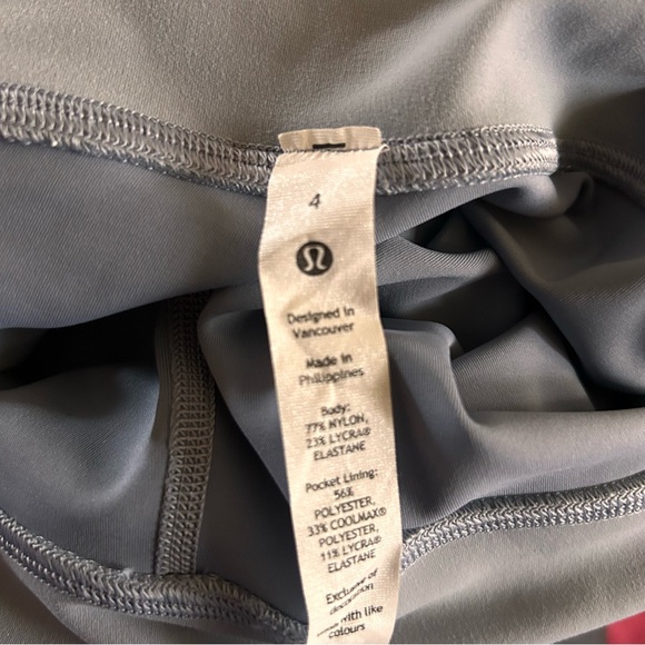 Lululemon Light Blue High-Waisted Leggings - Picture 8 of 8
